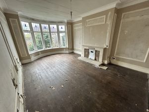 Photo 5- click for photo gallery